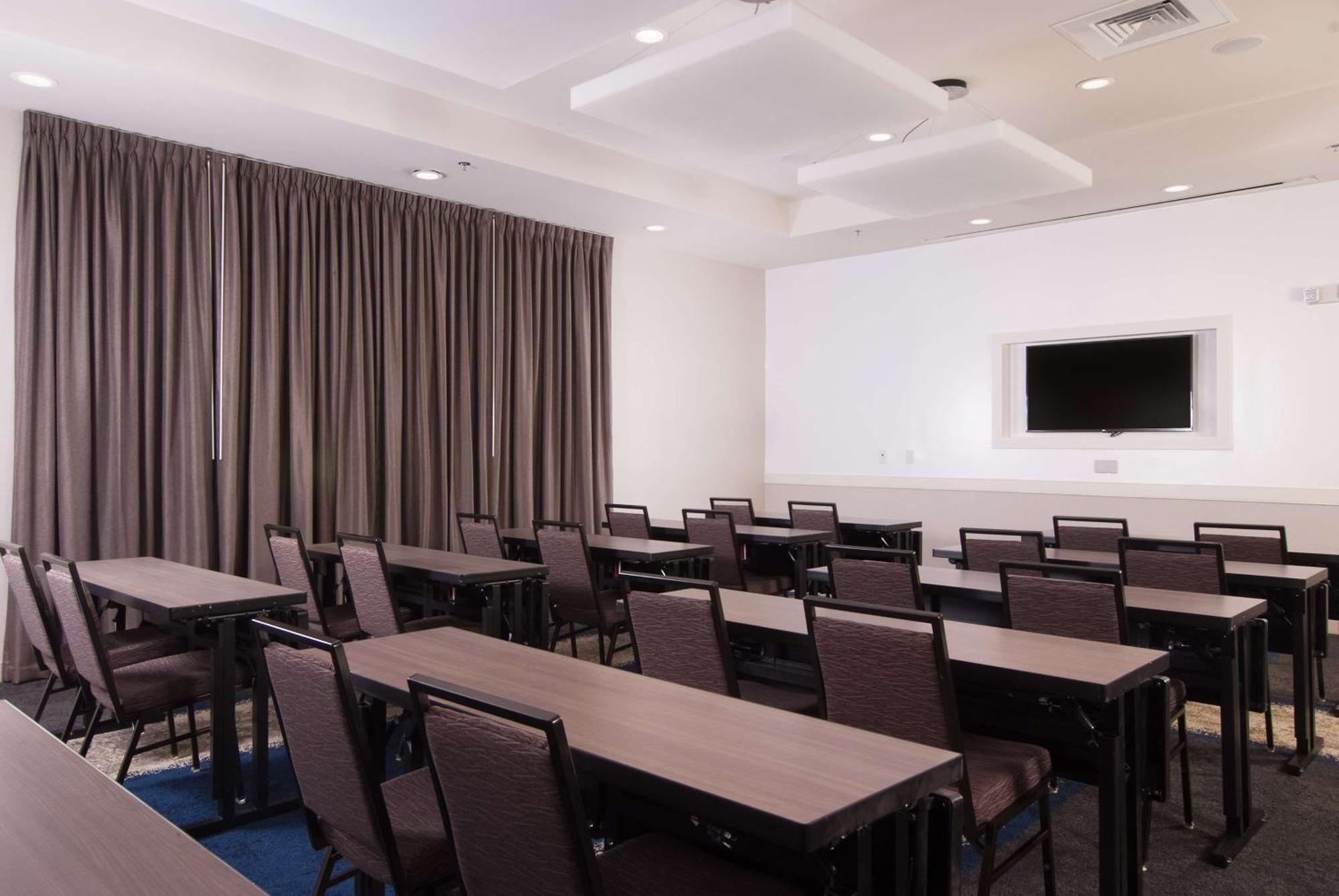 Hampton Inn & Suites By Hilton Augusta-Washington Rd Exteriér fotografie